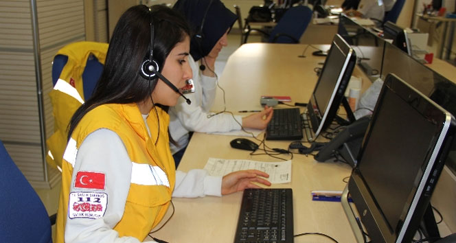 Hamile kadına telefonla doğum yaptırdı