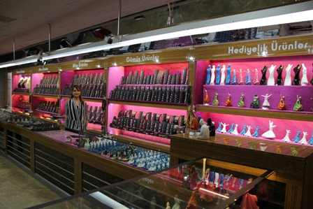 Altınkaynak Outlet salonu açıldı