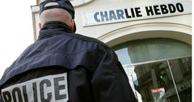 Charlie Hebdo Hz. Muhammed tasvirli kapakla basılıyor!