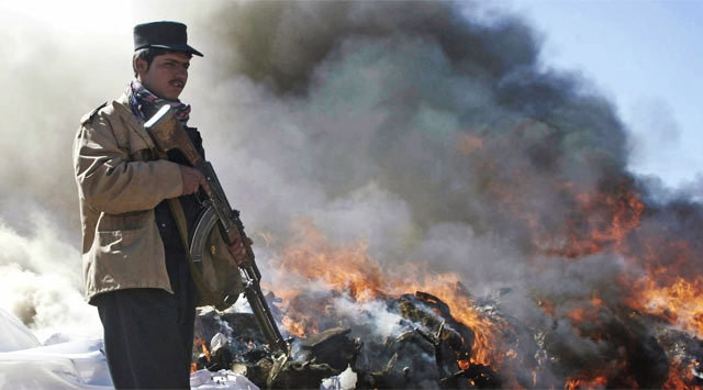 Afganistan'da bombalı saldırı