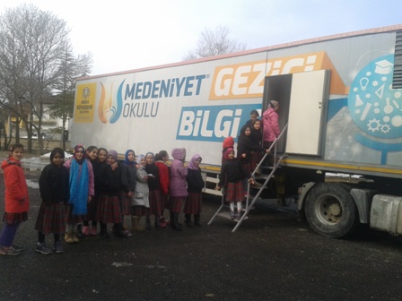 Gezici Bilgi Evi Altınekin’de