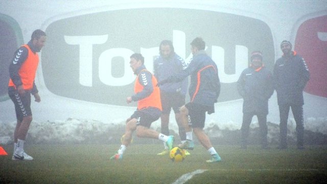 Aykut Kocaman, Sabırla Transfer Yapılmasını Bekliyor