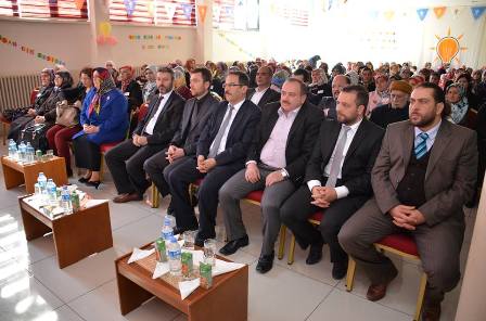 İlçe kadın kolları kongreleri sürüyor