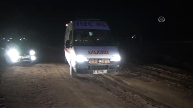 Konya'da tır devrildi: 2 yaralı