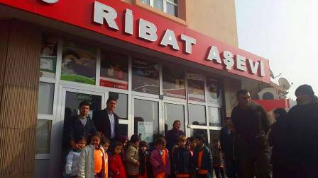 Ribat Aşevine Minik Kalplerden Anlamlı Ziyaret