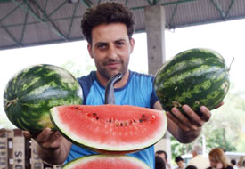 Tuzlukçu'da Üzüm-Karpuz Festivali