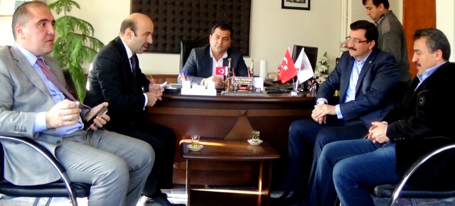 AK Partili Harun Tüfekçi veda turlarına başladı