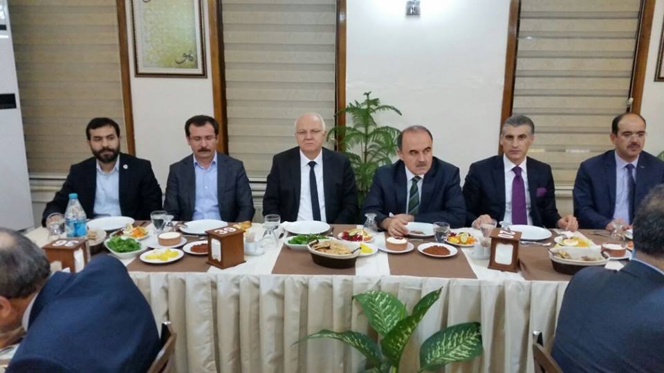 Namal ve Özgül'e veda yemeği FOTO GALERİ