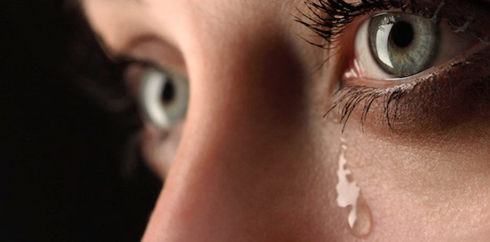 Gözlerinizde bu belirtiler varsa mutlaka uzmana başvurun!