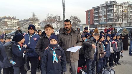 Yavrukurtlar kış kampında