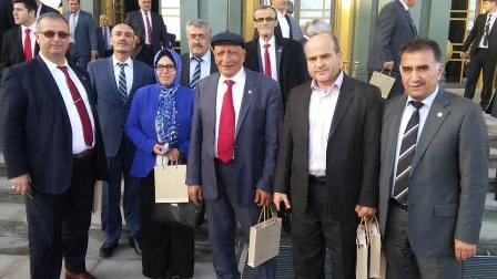 Muhtarlar derneği sarayda