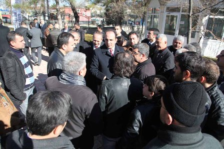 Altay esnafla biraraya geldi