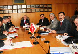 Keneye karşı ilaçlı önlem alınıyor