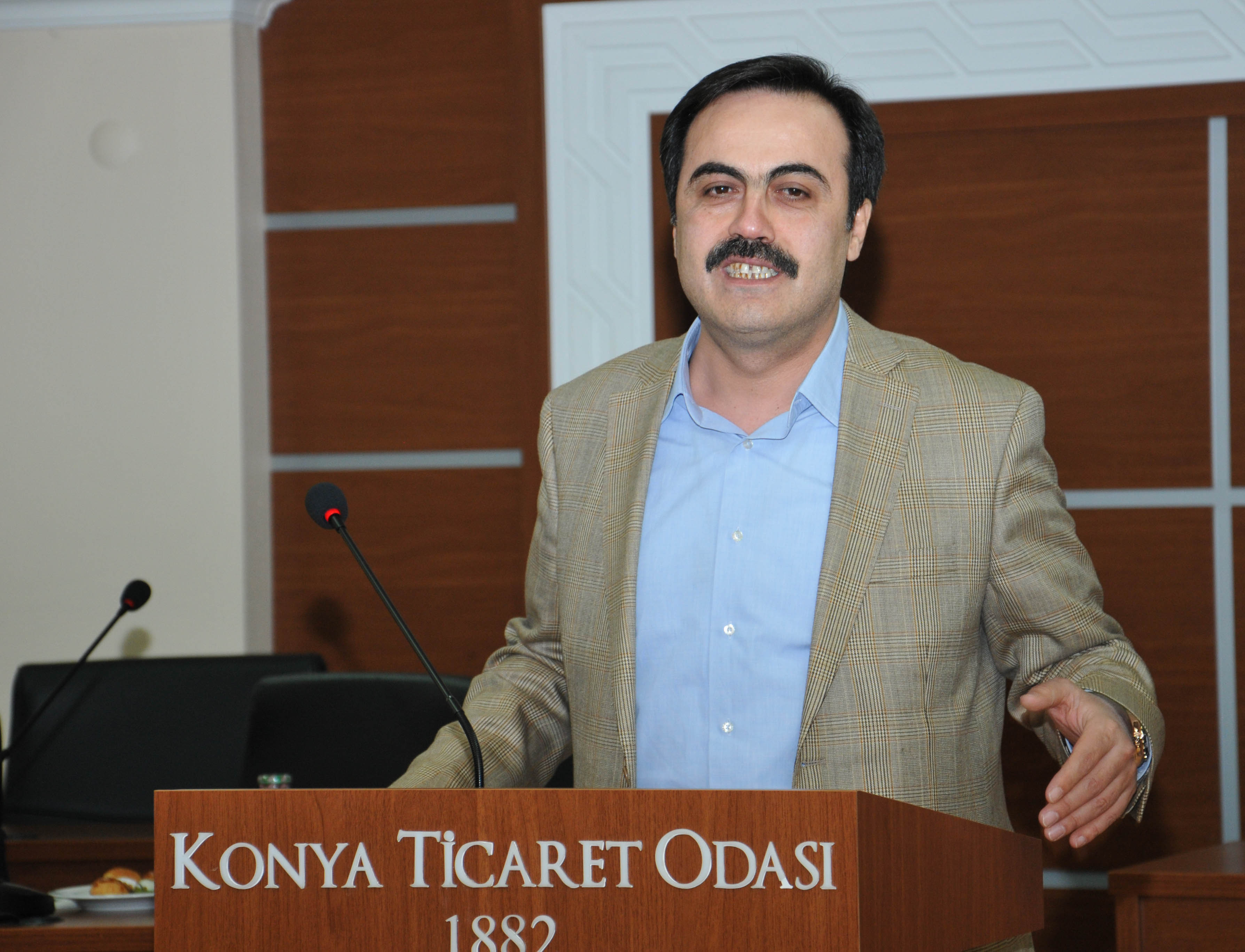 Öztürk’ten öğrencilere tavsiyeler