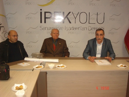 Aytekin, İpekyolu Derneği'ni ziyaret etti