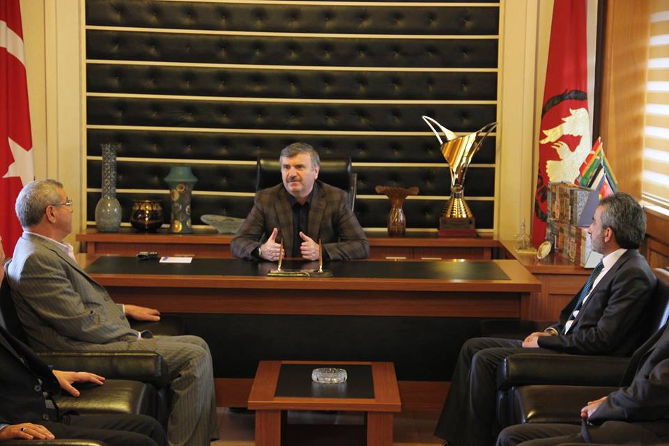 KOMÜT Akyürek'i ziyaret etti