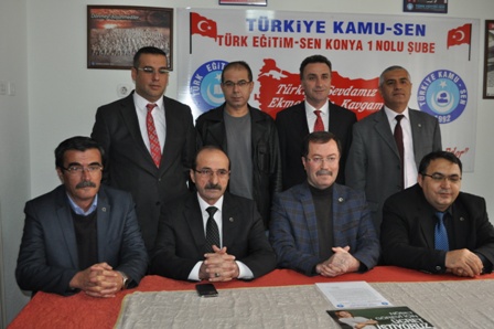 Öğretmenler 6 saat ücret istiyor