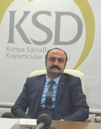 Kadın altınla güzeldir