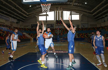 Selçuklu Belediyespor:77 - TÜ Meriçspor: 68