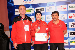 Selçuklu Belediyespor'dan tekvando ve judoda başarılı sonuçlar