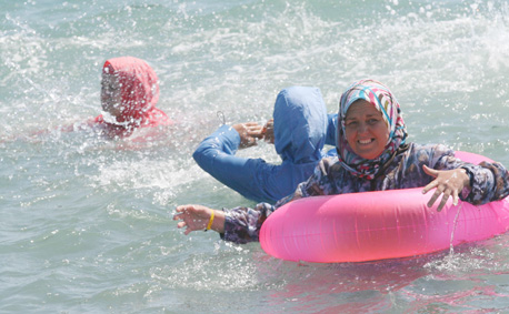 "Türbanlı cüzzamlı mıdır?" polemiği