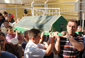 Öğretmen öğrencilerine son veda