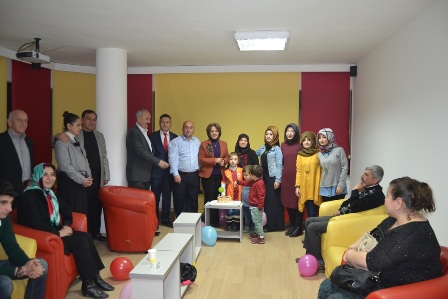 Demirel ailesinin mutlu günü