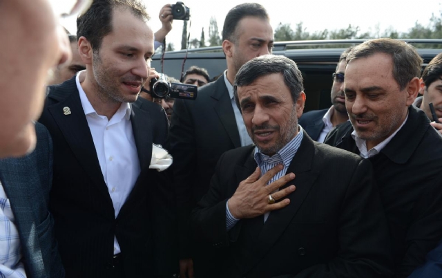 İran'ın 6. Cumhurbaşkanı Ahmedinejad, Erbakan İçin Geldi