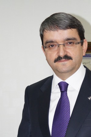 Karaca; “Konya Başbakanına sahip çıkmalı”