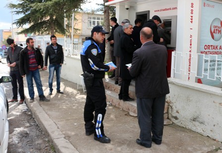 Polislerden vatandaşlara uyarı