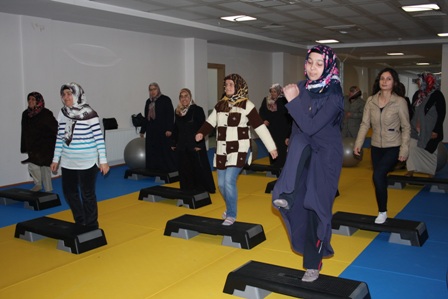 Engelli bayanlar sporda buluşuyor