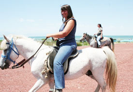 Tarihi yoldan atlı safari