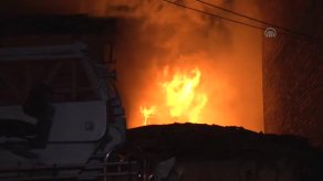 Konya'da 200 yıllık tarihi ev yandı