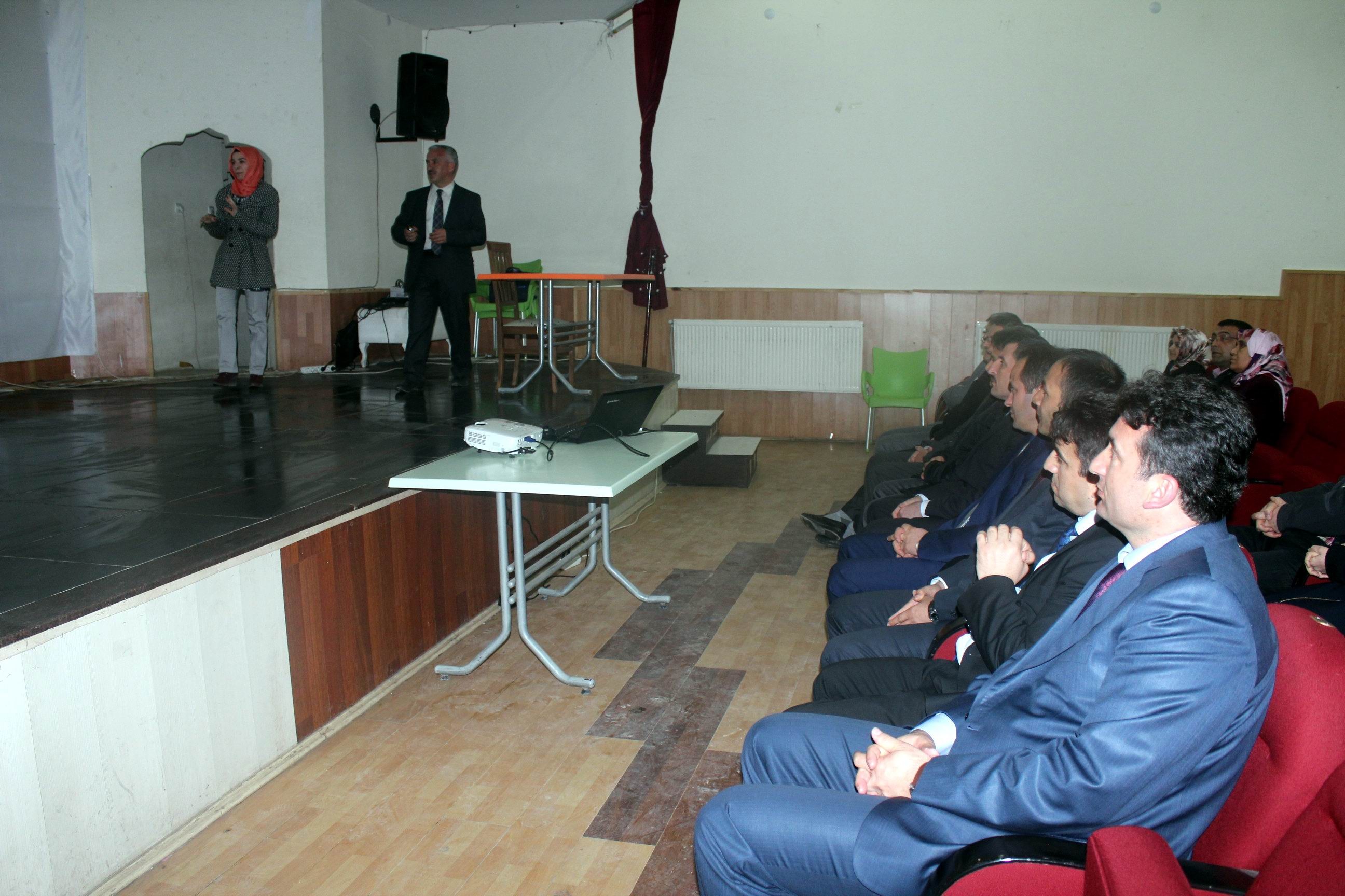 Beyşehir'de YGS Semineri