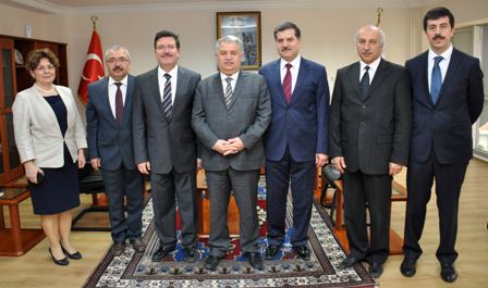 NEÜ Meram Tıp Fakültesi Dekanlıkta Devir Teslim Töreni Gerçekleştirildi