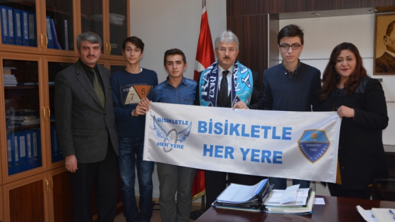 "Bisikletle Her Yere" fotoğraf sergisi açıldı
