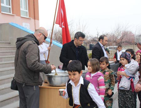 Hocacihan Hüseyin Yıldız  İlkokulu ecdad’ın izinde