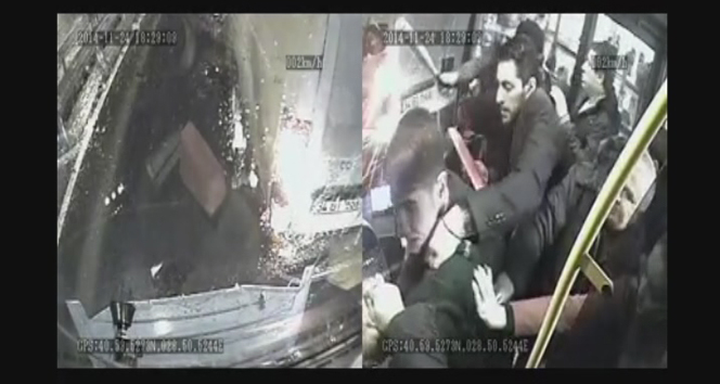 Halk otobüsünde beyzbol sopalı dehşet kamerada TIKLA-İZLE