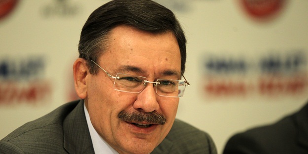 Melih Gökçek'ten Bülent Arınç hakkında şok sözler