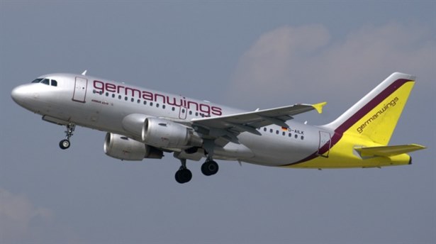 Fransa'da uçak düştü: Çok sayıda ölü var