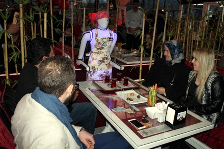 Konya’da robot garsonlar iş başı yaptı