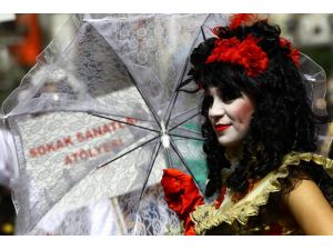 33. Uluslararası İzmir Tiyatro Günleri