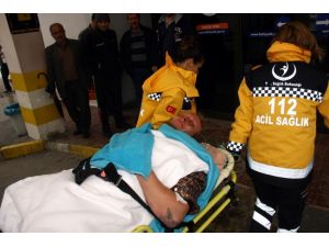 Bacağı kırılan İngiliz turisti jandarma kurtardı