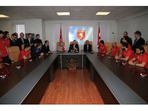 Gençlik ve Spor Bakanı Kılıç, Samsun'da