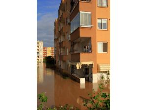 Toroslar'daki sağanak, sele neden oldu