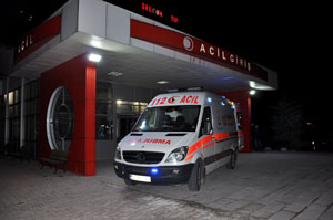 İçki parası vermeyen arkadaşını bıçakladı