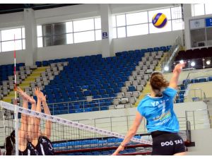 Voleybol: Bayanlar 1. Ligi Baraj Etabı
