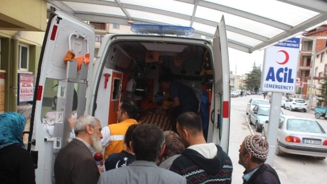 Konya'da  Yaşlı Çift Sobadan Sızan Gazdan Zehirlendi