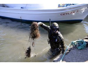 Bodrum'da deniz dibi ve kıyı temizliği