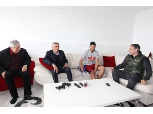 Trabzonspor'da Aytaç Kara'ya ziyaret